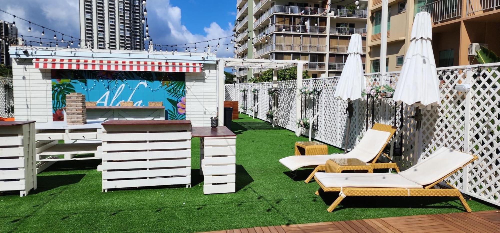 The Beach Waikiki Boutique Hostel Гонолулу Экстерьер фото
