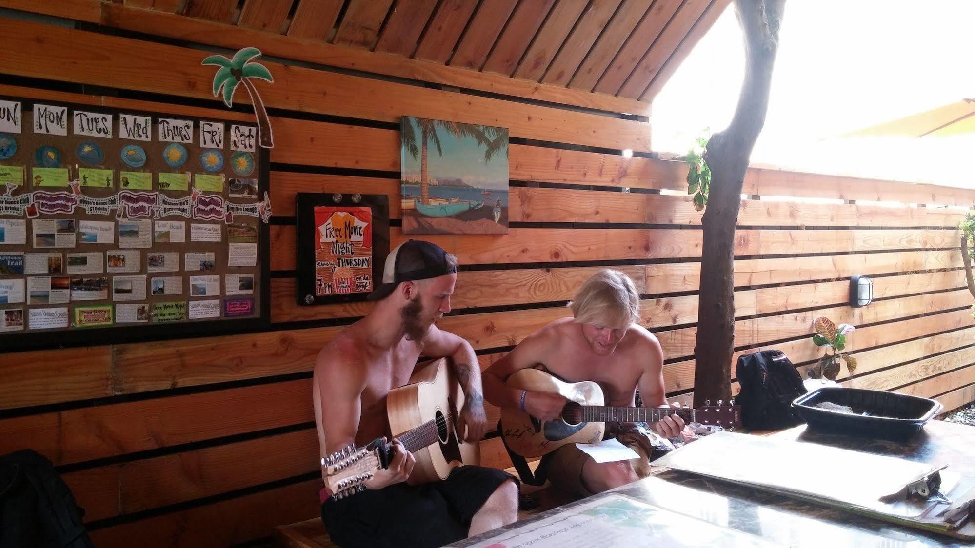 The Beach Waikiki Boutique Hostel Гонолулу Экстерьер фото
