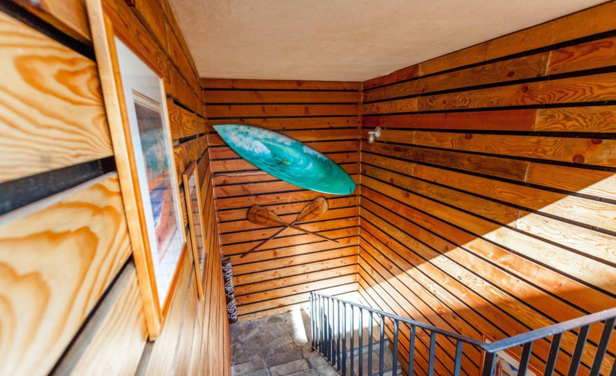 The Beach Waikiki Boutique Hostel Гонолулу Экстерьер фото