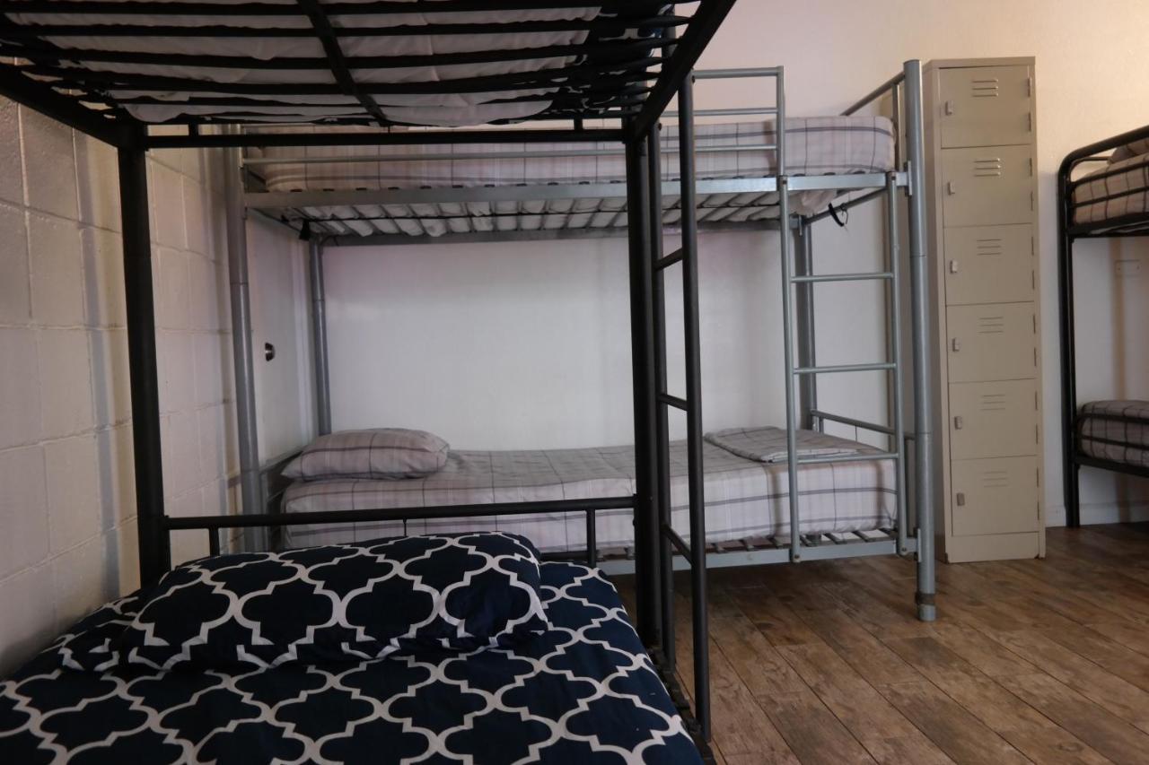 The Beach Waikiki Boutique Hostel Гонолулу Экстерьер фото