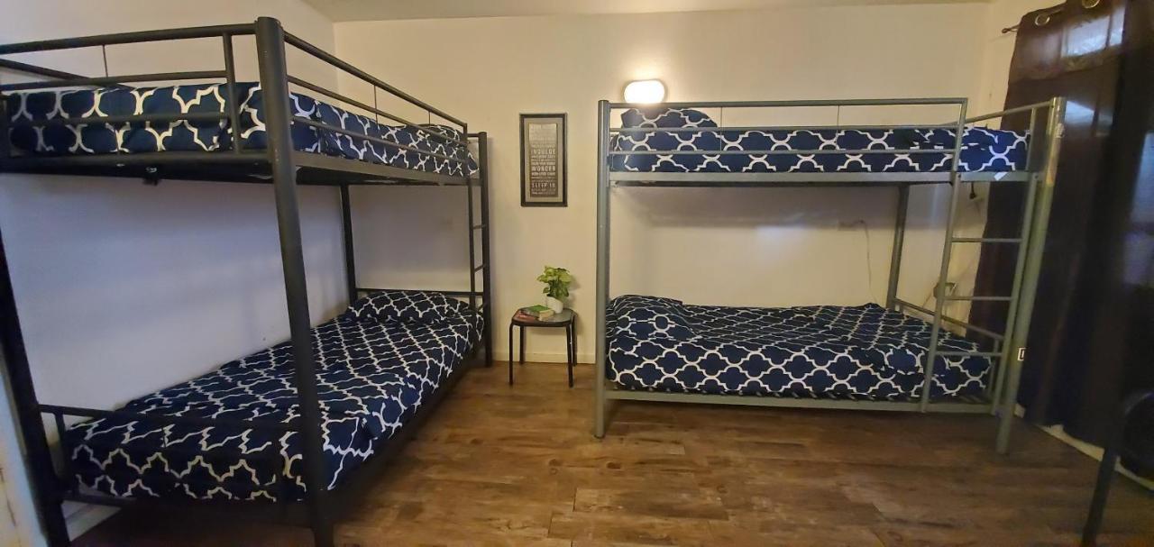 The Beach Waikiki Boutique Hostel Гонолулу Экстерьер фото